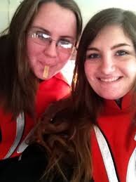 vozxaviera100's profile picture. Amar profundamente a alguien nos da fuerza. Sentirse amado profundamente por alguien nos da valor