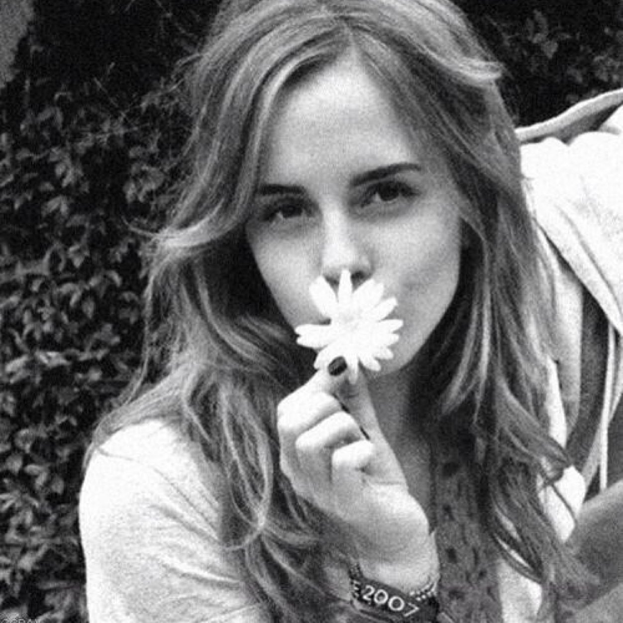 Harry Potter is life. Merlin. HungerGames. DoctorWho. MortalInstruments. Divergent. Sherlock. GameofThrones. Kurt. Marina. Lana. T-Swizzle. Taylor Momsen.
