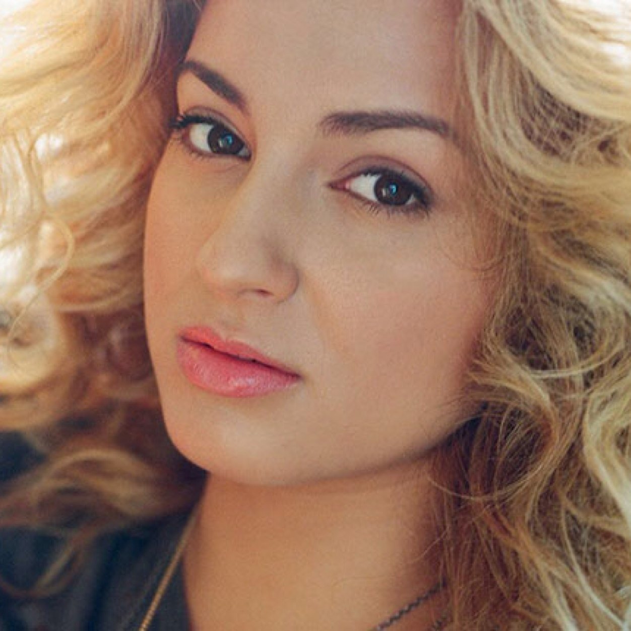 Supporting Tori From the beginning :) NYC Follow Friendly