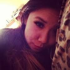 gallegofudia2's profile picture. Amar profundamente a alguien nos da fuerza. Sentirse amado profundamente por alguien nos da valor