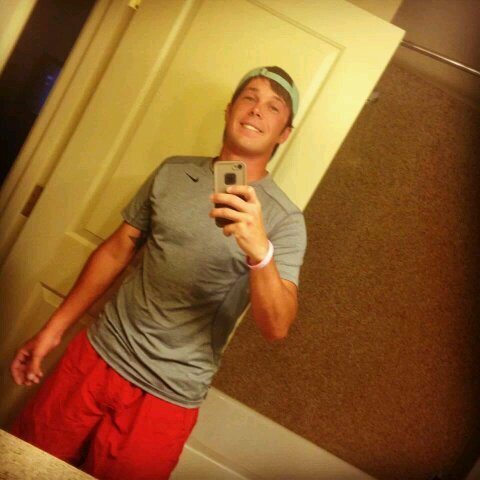 B_Garner1231's profile picture. 334 snapchat: benny_frank IG: Bennyfrank1231