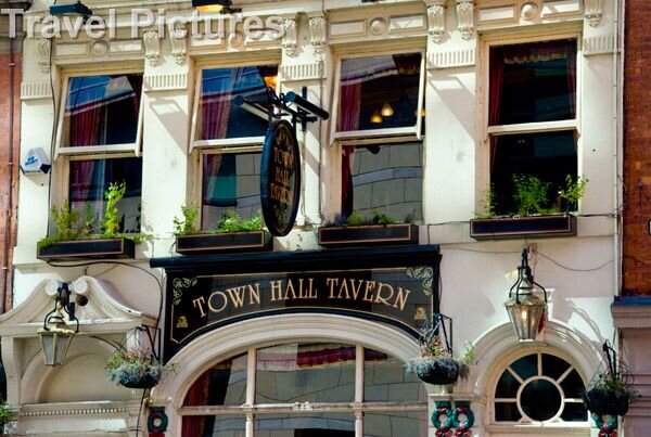 Traditional city centre pub, great food, great beer!
Come see for yourself.
