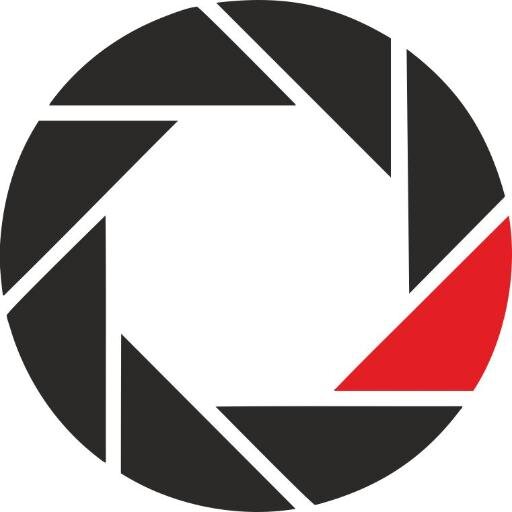 PhotoeGrafica's profile picture. 