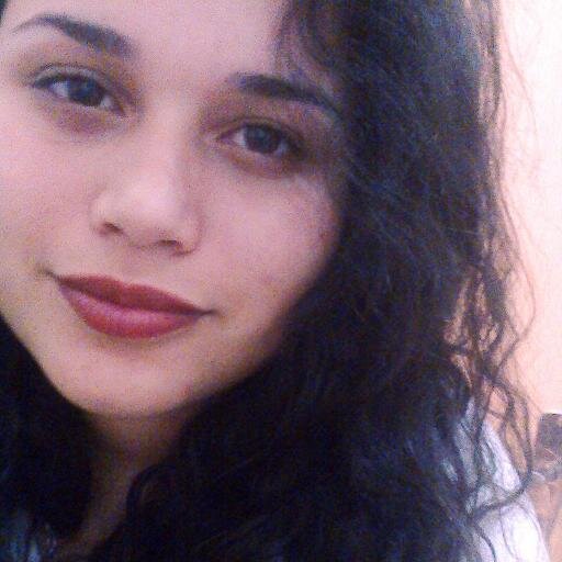 Sou uma pessoa normal,buscando a felicidade interior,a paz de espírito  :)