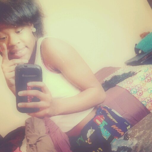 PrettyDopeG's profile picture. follow but dont unfollow dope bitches Add me on ig:love_ayanna