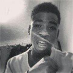 Athelete , rapper, guitarist, pianoist. GOD! Insta: jay1234jesus1. 1/4 american, 1/4 british , 1/2 nigerian. #OTF