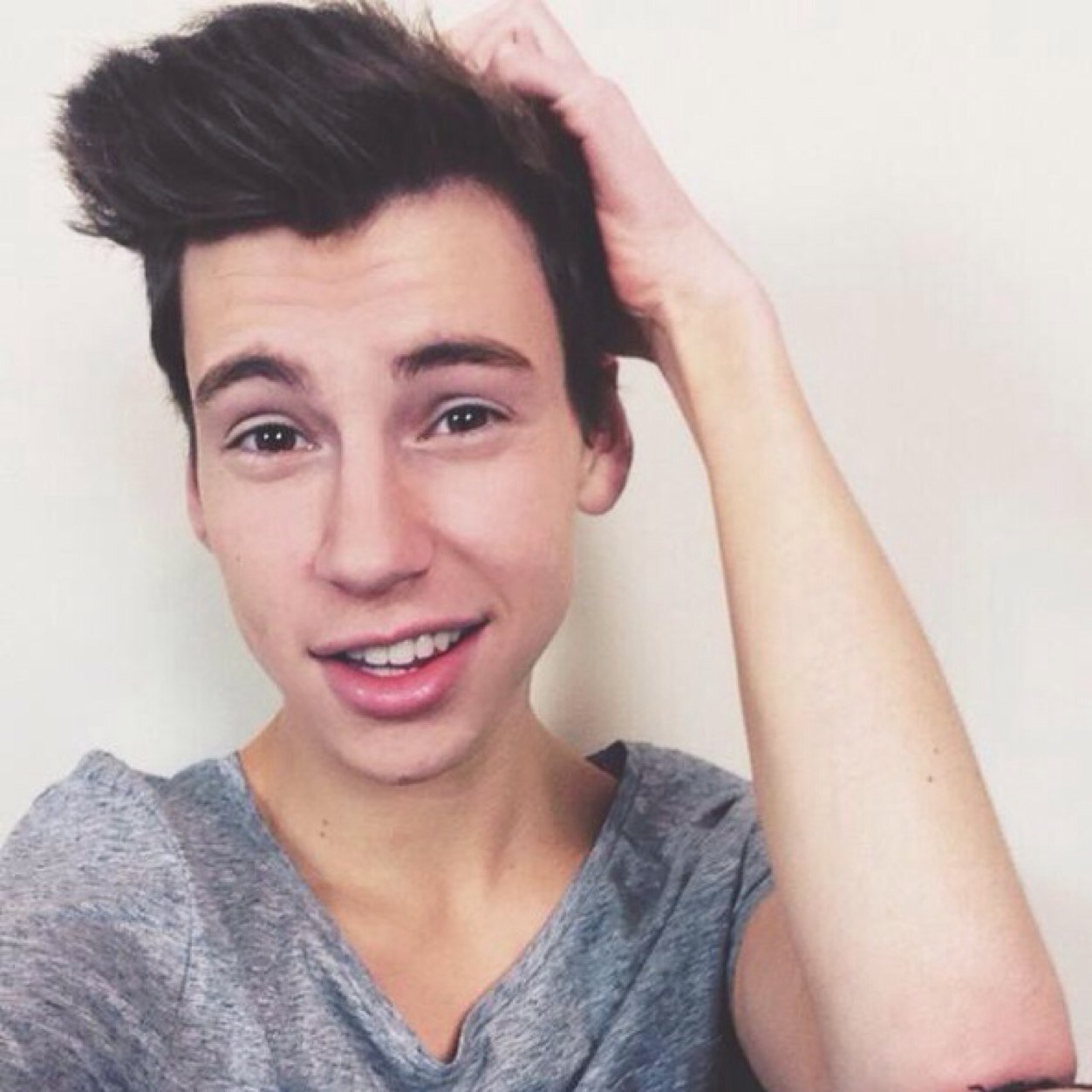 congrats on your jack follow! this is a free follow, im just here to see his timeline :-)