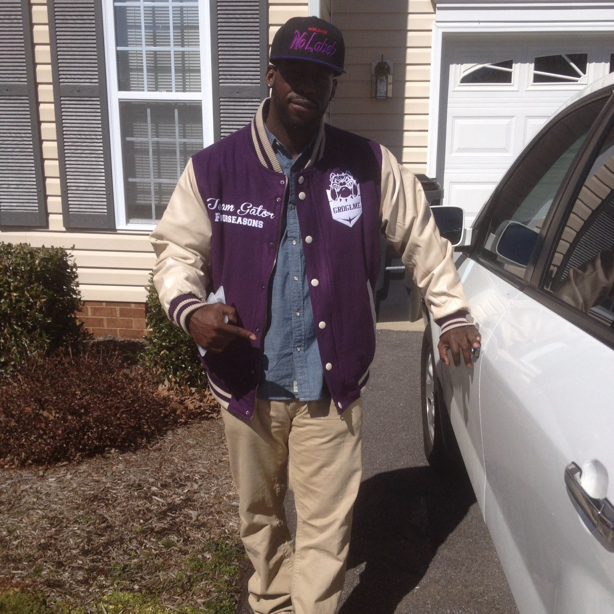 fourseasons53's profile picture. Coceo of TEAM GATOR/ Coceo of Bossman Musick Group/ Wholesale book author distributor/ All time W2 Gangster