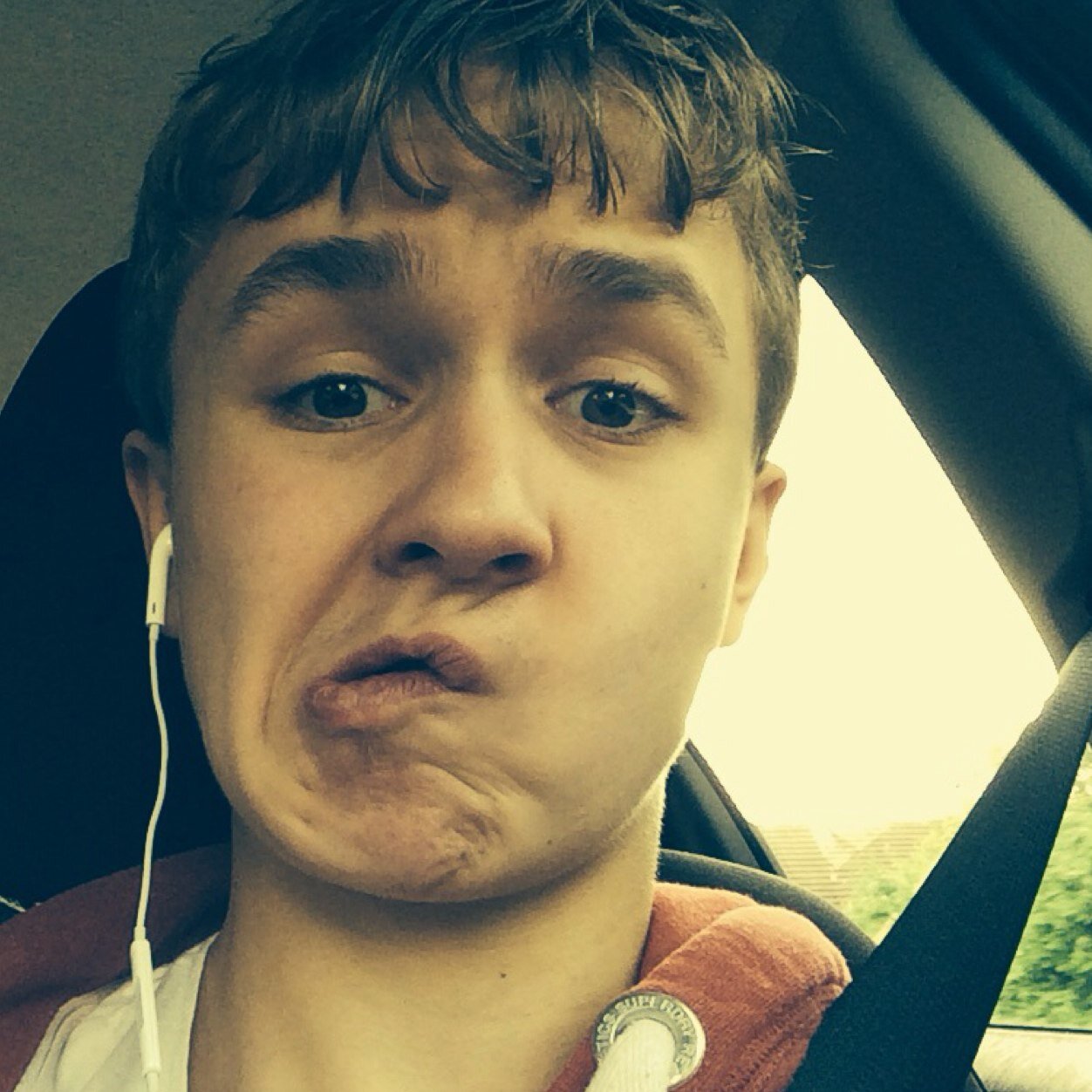 Heyy I am Jack . I am 19 and I live in Enlgand Sleaford Lincolnshire.