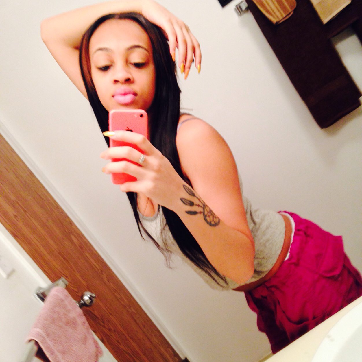 IG: thefamouskayla
