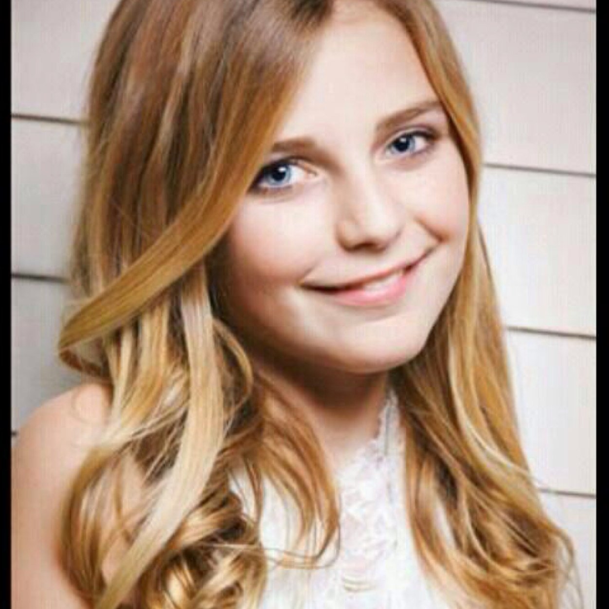 LoveMeSharona's profile picture. 