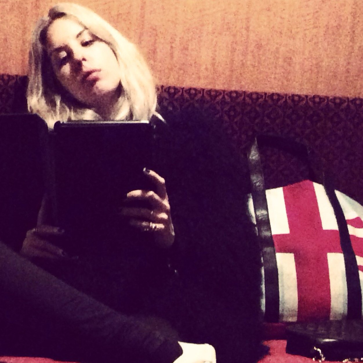 limegreenbow's profile picture. Curator @ Lime Green Bow Fashion Archive. Statement & Designer Vintage Gladrags by app Studio 15:18 All Saints Road W11 & Online. Email for  styling enquiries