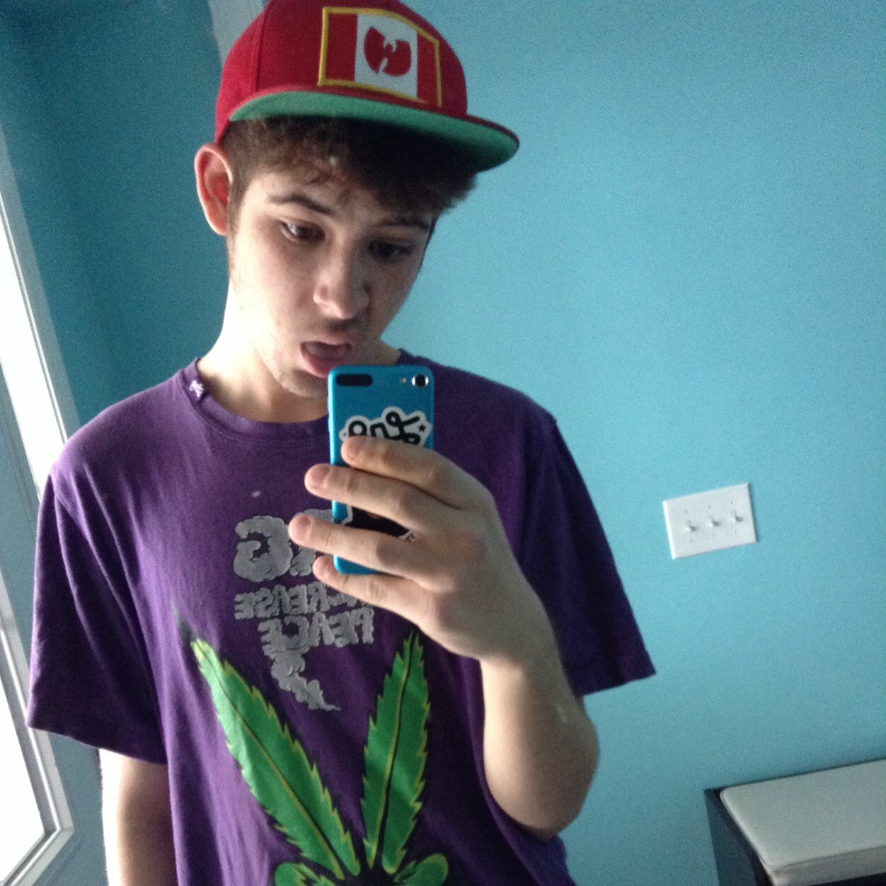 Im Canadian i like hardcore music, maryjane, pokemon, and going to shows. Oh yea and i like beer.