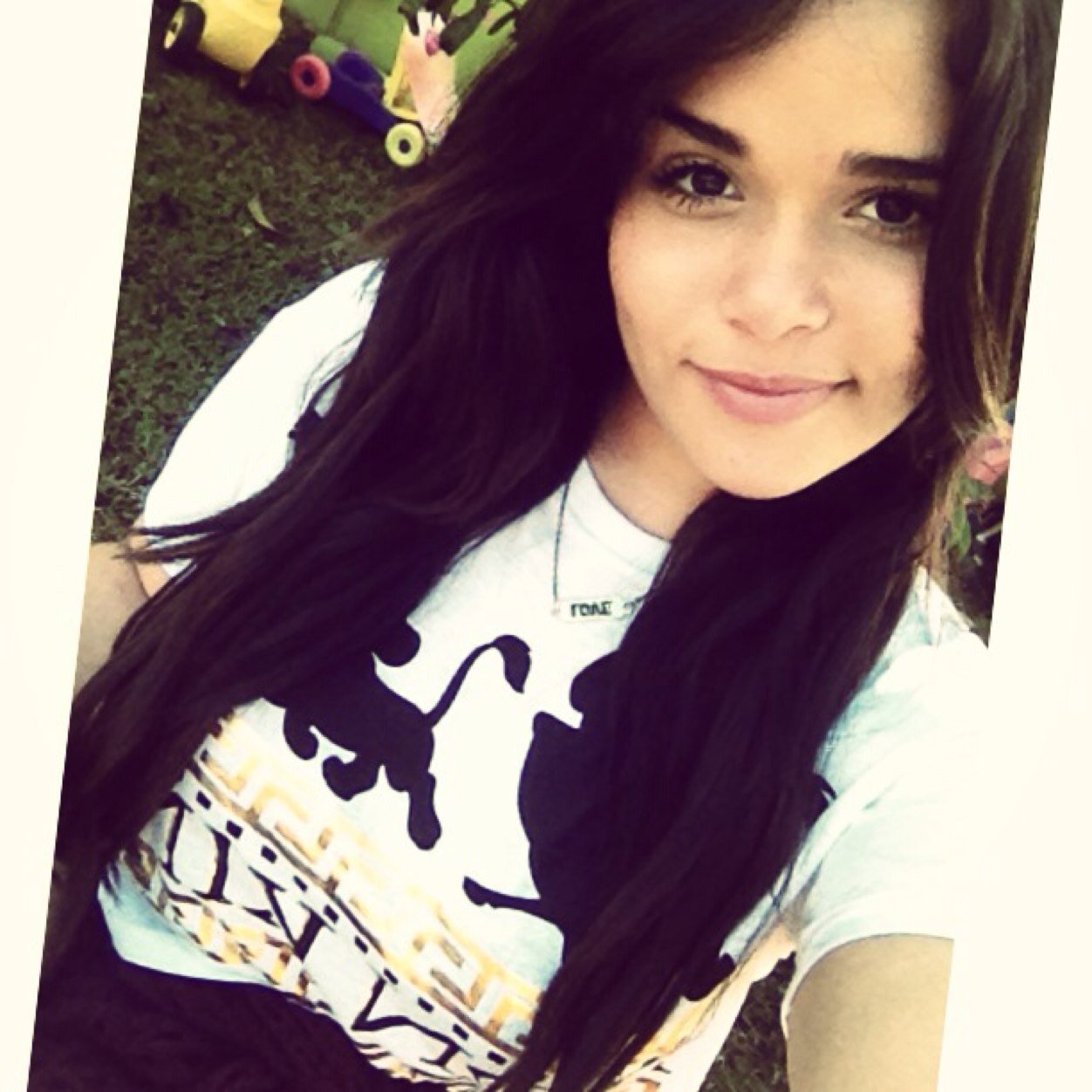 Velezsara18's profile picture. 