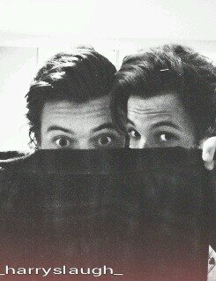 this is my second acc. my other is @_harryslaugh_