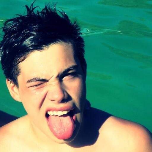 Fã do gordo que se acha gostoso @TeoDasFollowers
