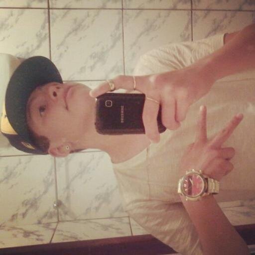 Não tenho palavras pra descrever o bem que tu ta me fazendo,tua amzd ja é mto importante pra min,pode cnta sempre cmg,qalqe bag tamo ai tmj3 @_BeijaahReis
