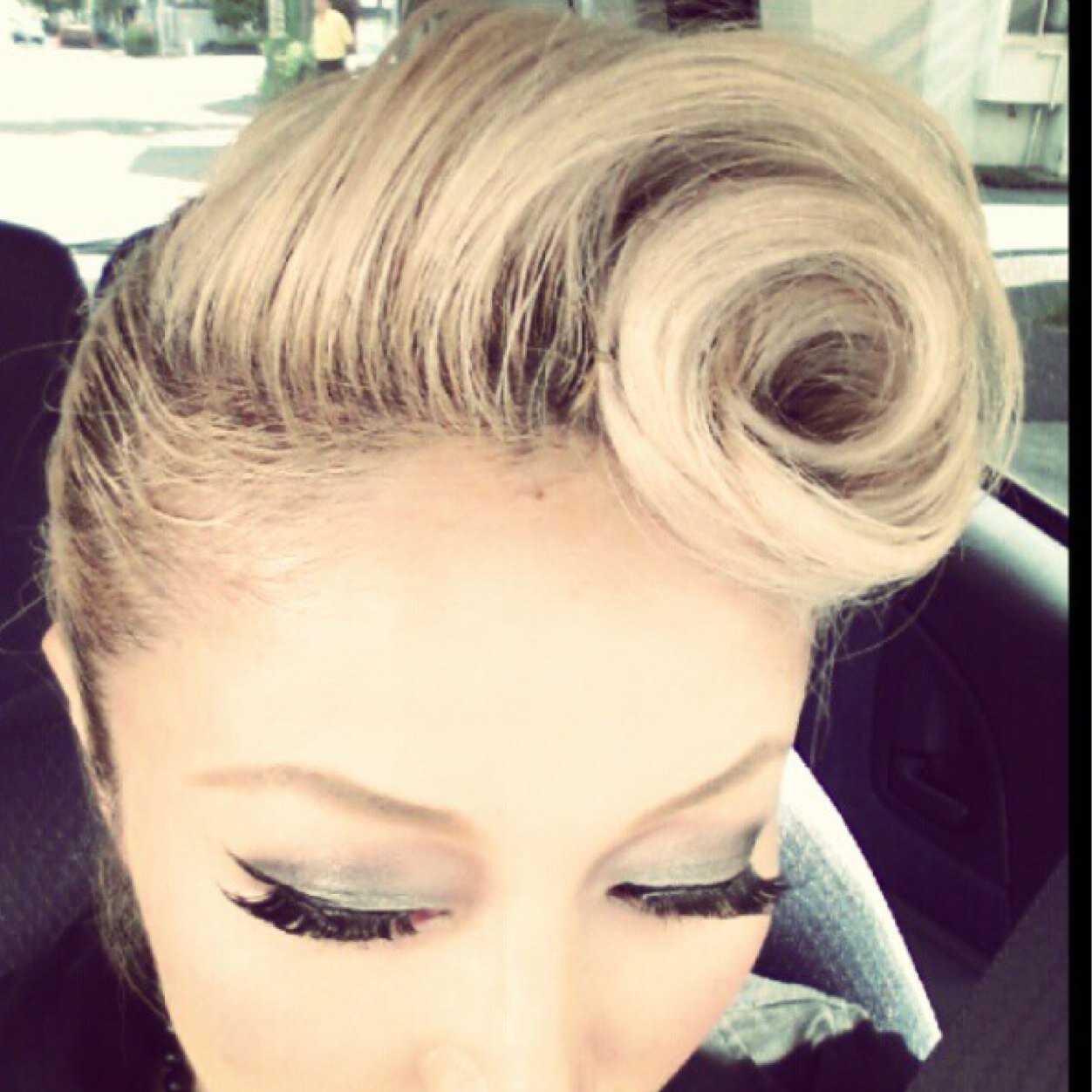 bomshells21's profile picture. Im not gonna lie i'm a b*tch. I speak my mind, I retweet what I want. If you dont like it then go stalk someone else.