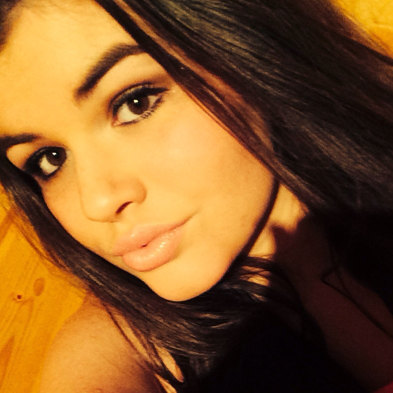 identoutin's profile picture. 