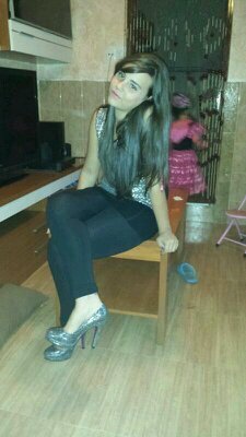 JMV como forma de vida•~•   {INCONDICIONAL M&M❤} 
16 añiitos 
 ~~si me quieres Ganame..si me tienes cuidame y si Me pierdes jodete~~