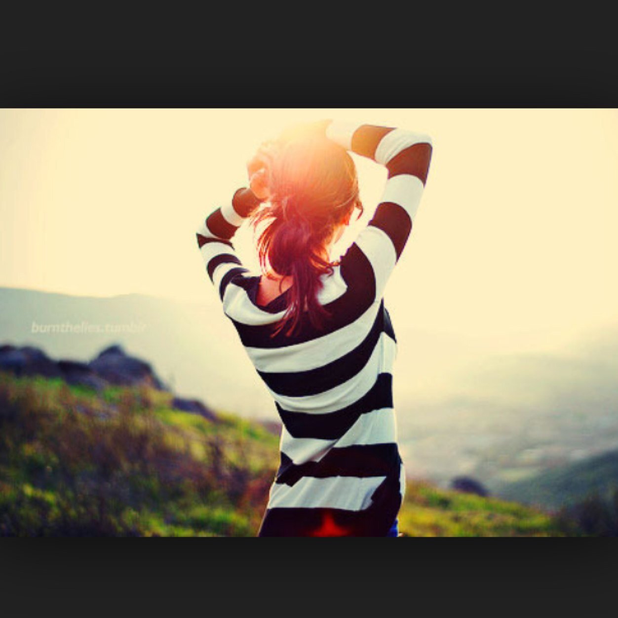 Daily relatable quotes, videos, pictures and tweets • If you're still reading this you might as well follow me