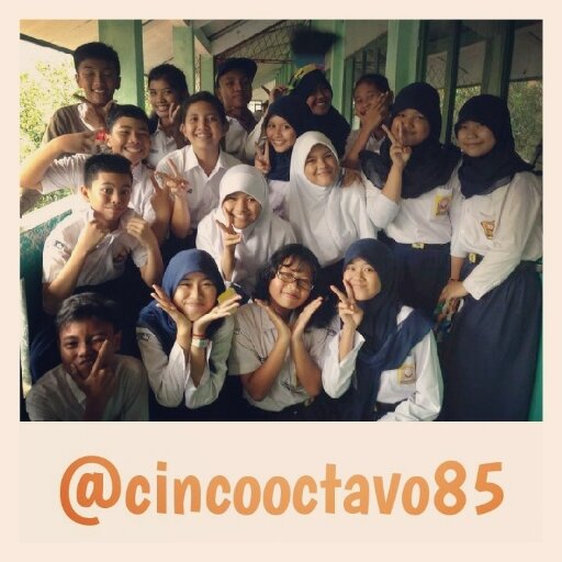 Mrs. Dwi Cahyani♥ | Kelas unik, humoris, lucu, kompak, bersahabat^^ | Follow ur heart and never say never to do.