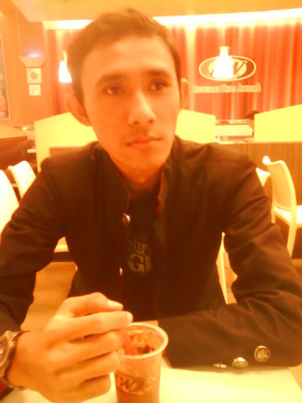 HadisMysticism's profile picture. Pin BBM: 74793686.                                                fb: Hadiz Mysticism                                            
follow iG@hadizdiz