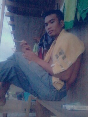 budhysllalu's profile picture. 