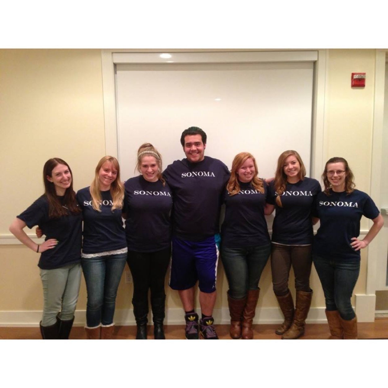 We're the Residential Student Association at Sonoma State University! Follow for updates about on campus events including Casino Night, Day in the Sun and more!