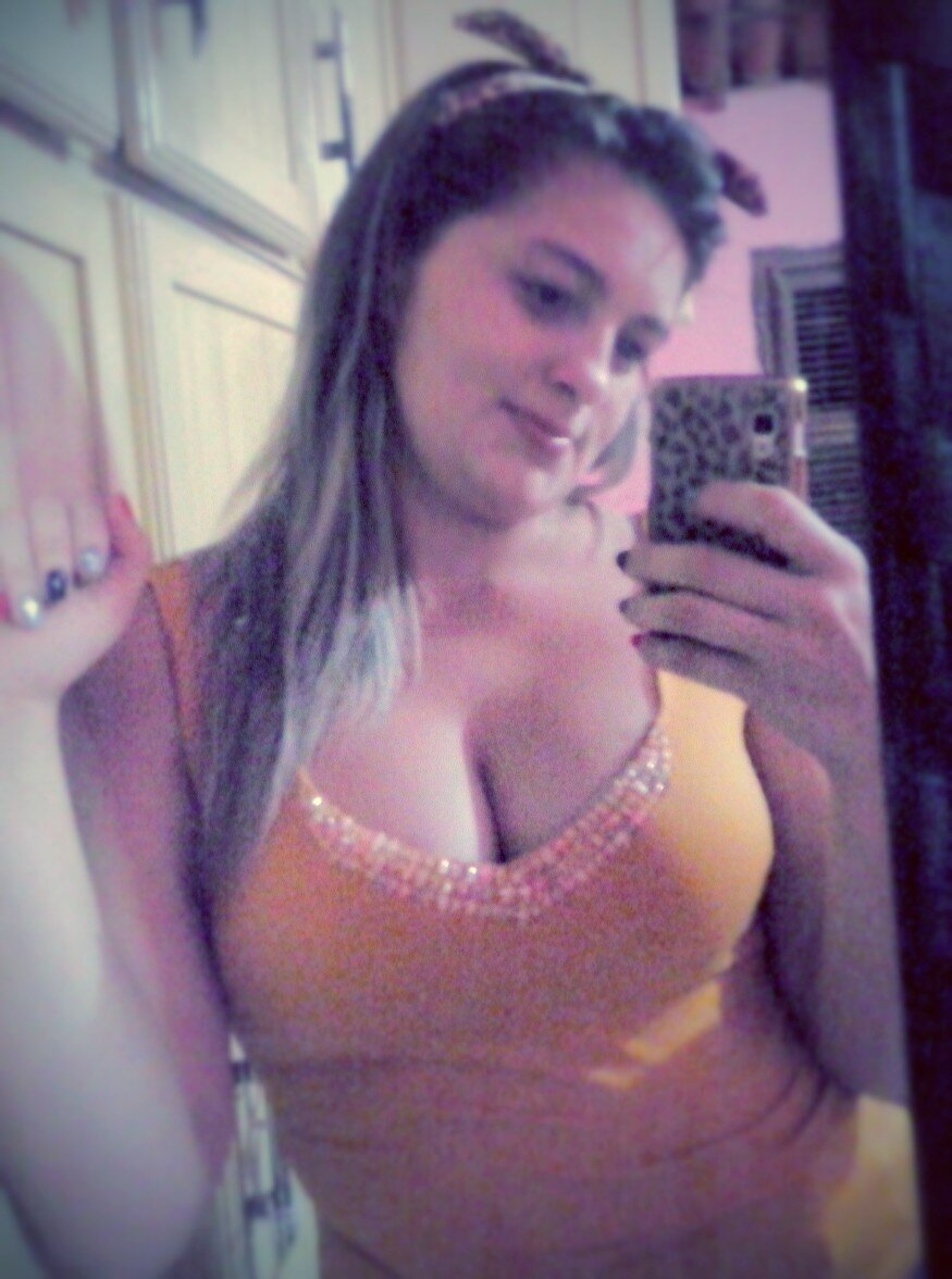@Tainá Do Ò   ' Solteira 
http://t.co/U2LXncMn2s *--* https://t.co/jbK925bsTq