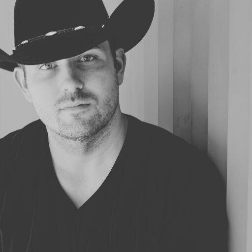 Country music singer-songwriter. A Southern California boy with soulful southern twang! http://t.co/obNuU8U5nB http://t.co/IEt8rgWlY1