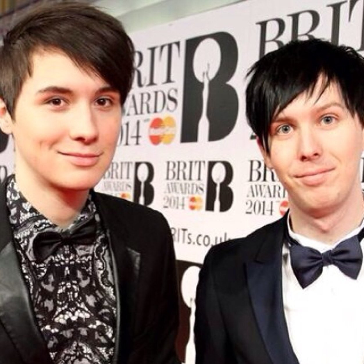 SherlockingMe's profile picture. I like the internet too much|Dan|Phil|Youtubers|Sherlock|TWD| DM me anytime and I follow back!:)