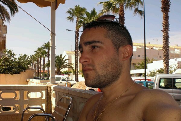 RAP como forma de vida.si me jodes te jodo,hdp todos,cuando el amor se acaba,solo queda el odio.fcb como pasion.al real madriz ni agua..som y serem.  yeclacity.