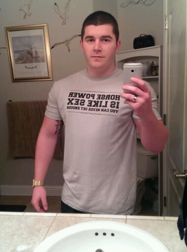 Tyyyy__'s profile picture. Been putting the fuck in fuck you since 1995, fuckers.