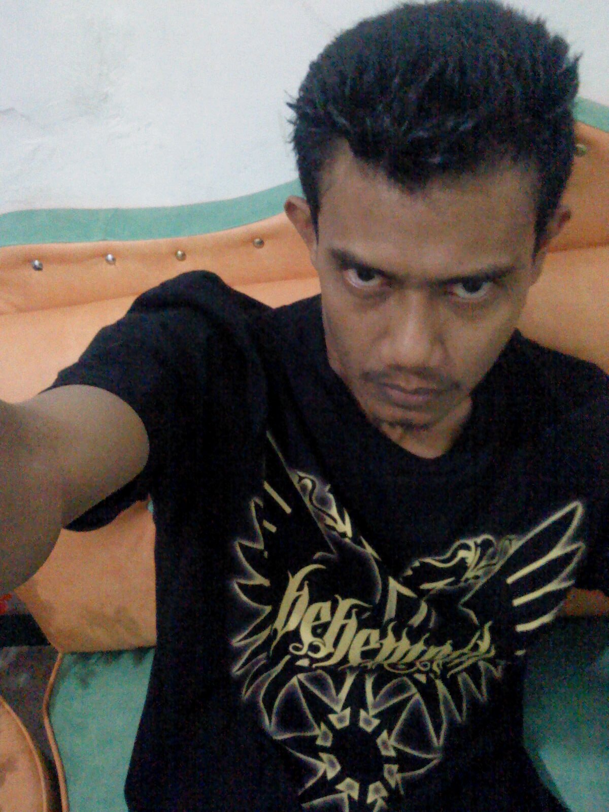 widikizzer's profile picture. ARE YOU METAL....!!!