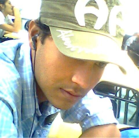 Love to travel;Like to read both fiction n non-fiction books; movie n music addicted & non-conservative.Want to live very normal life!!!