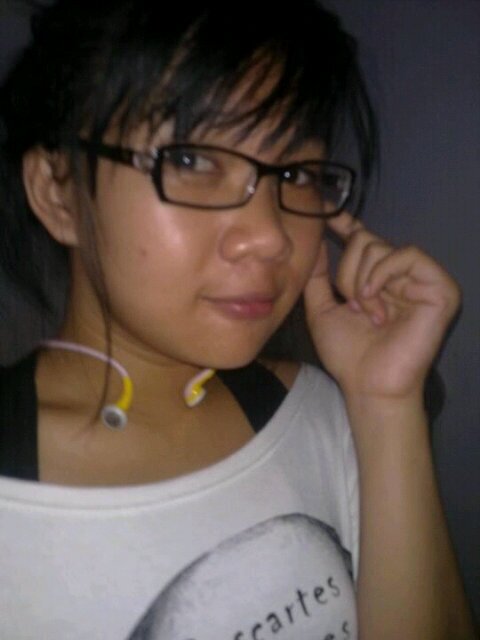 Ira_almiira's profile picture. I love spongebob more than love u.