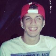 Você tem uma vida só, pra sonhar, sofrer, tentar, fazer, errar, aprender, lhe dar, viver...