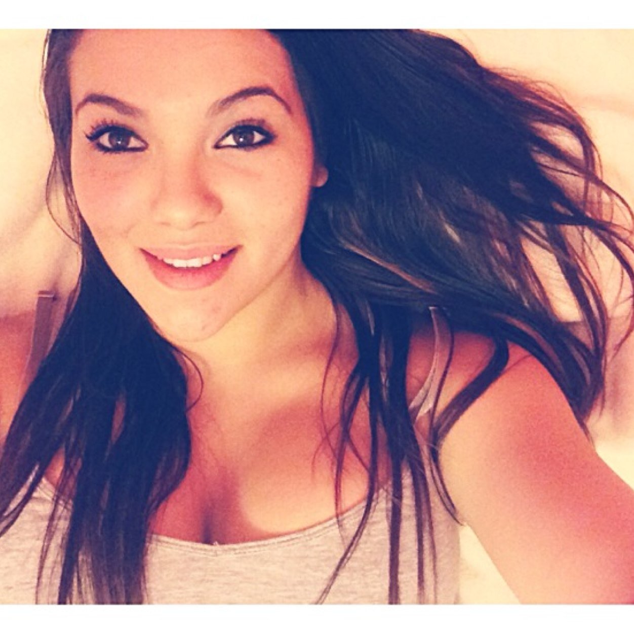 Follow my other twitter: kayysee15 !!!!