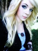 laluluplaza749's profile picture. ADMiTELO: La edad no importa, si te gusta, te gusta.