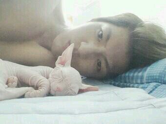 ต้องการคนช่วยเลี้ยงจูรึมมี่ครับ ... หรือจะช่วยเลี้ยงผมด้วยก็ได้นะ :)