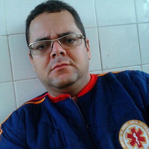 ADMIRADO E HUMILHADO