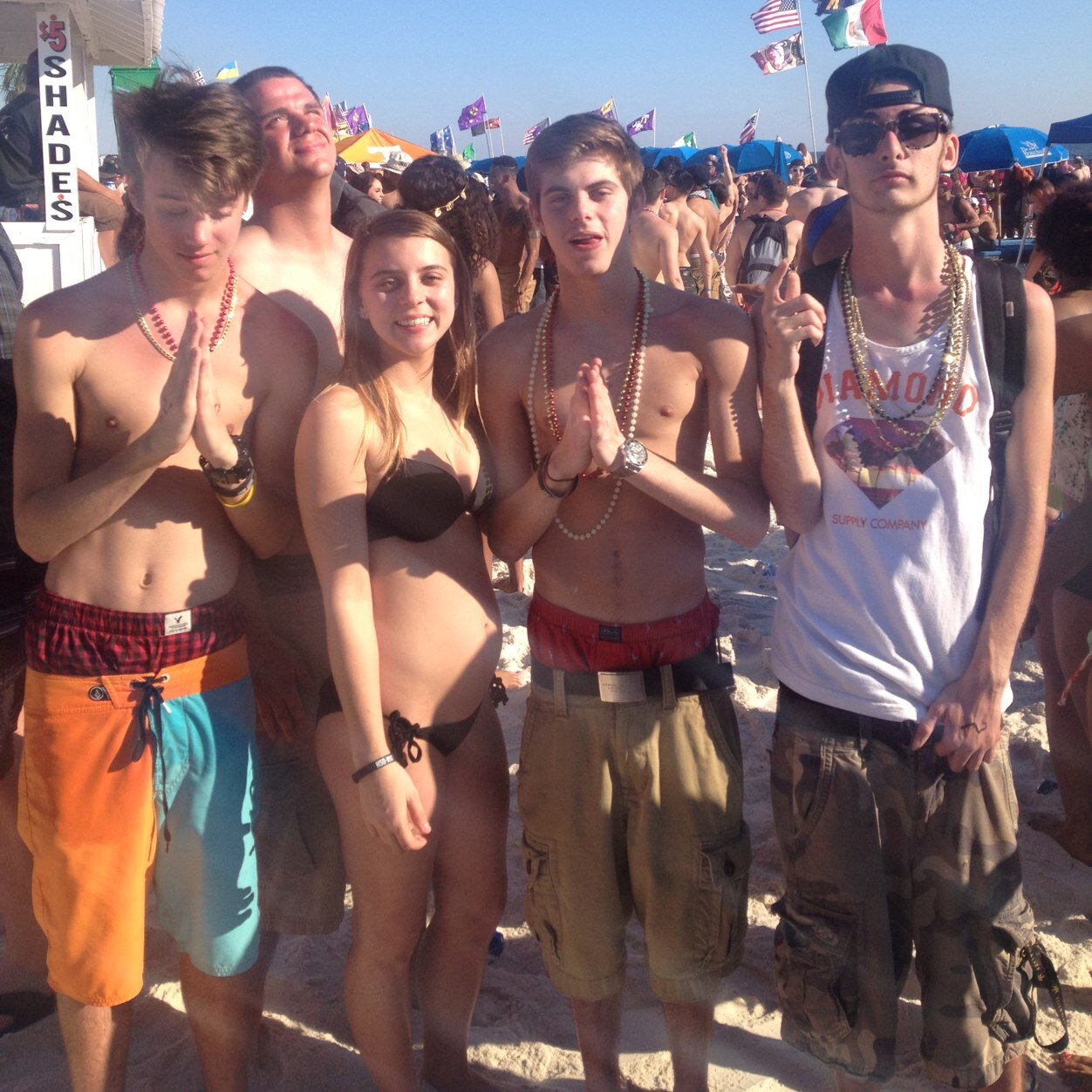 Im that one dope ass whiteboy. Feeling flawless, living lawless. TexasTrill. Follow me on instagram @ChrisCainee