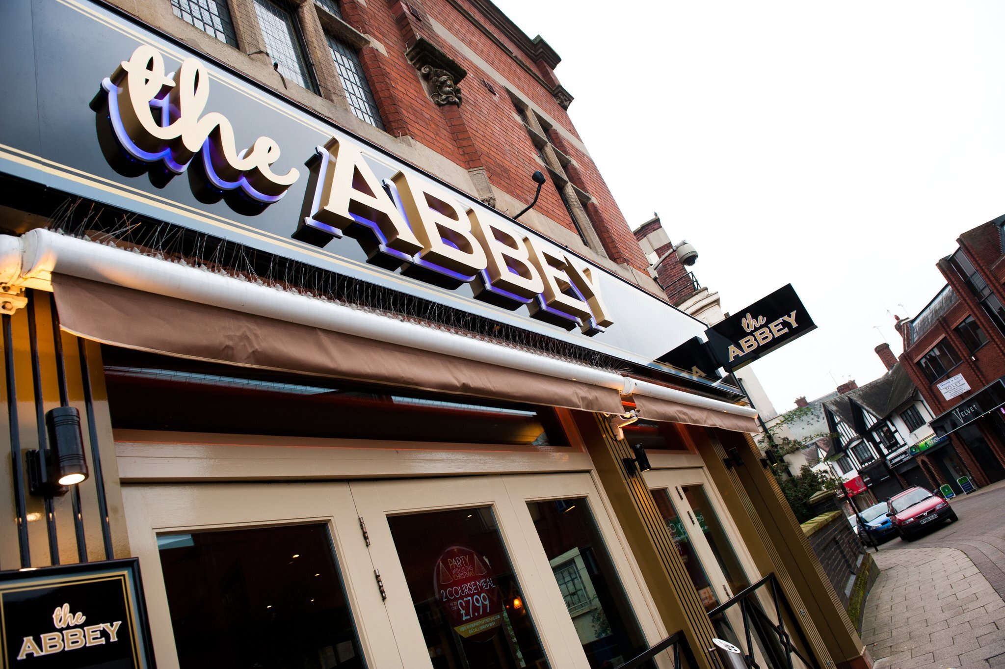 Nuneatons Premier Restaurant / Bar with Amazing Food , Live Entertainment and The Best DJ's Till Late !