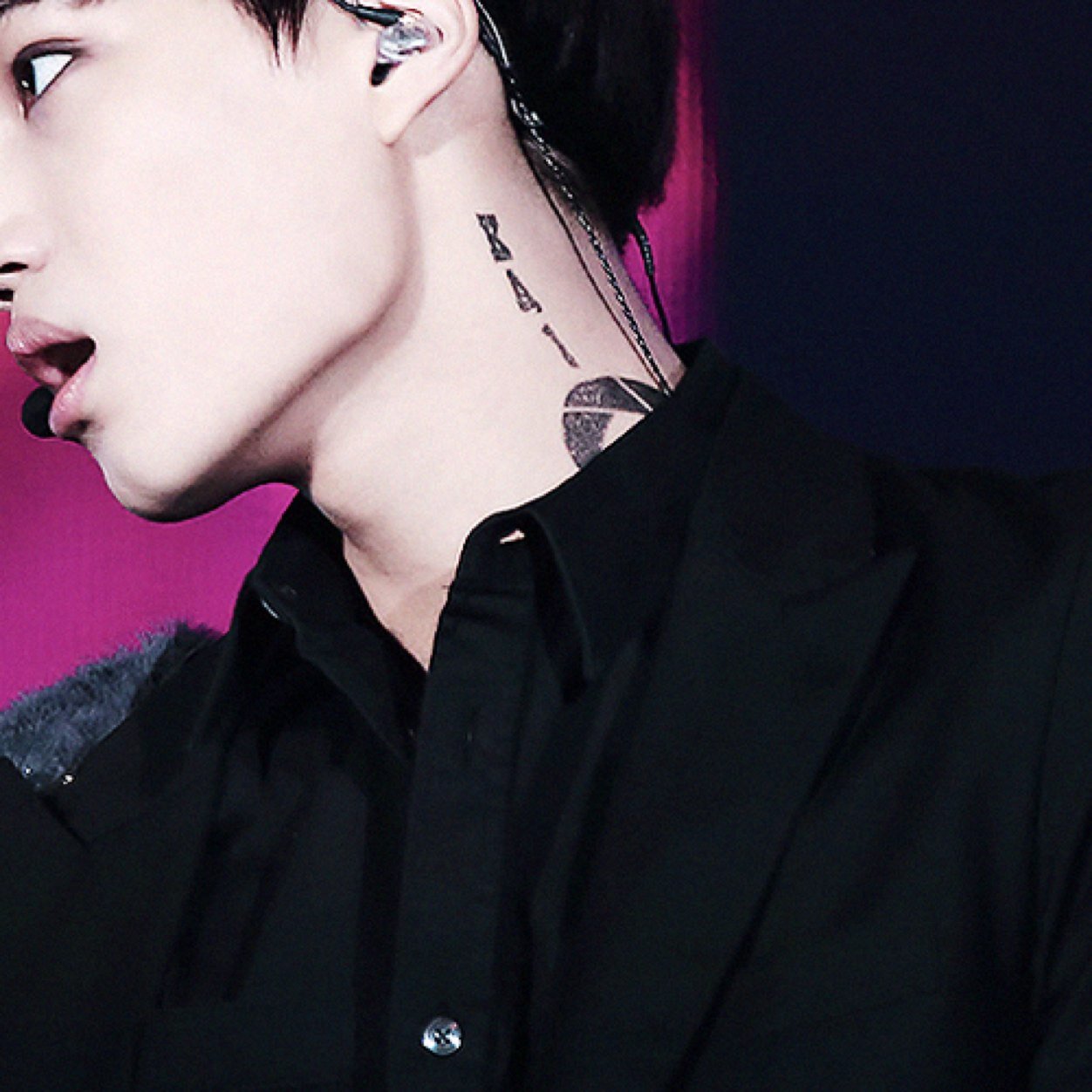 จงอิน ไม่หล่อ ไม่หยิ่ง แต่จริงใจครับ 11/03/2014