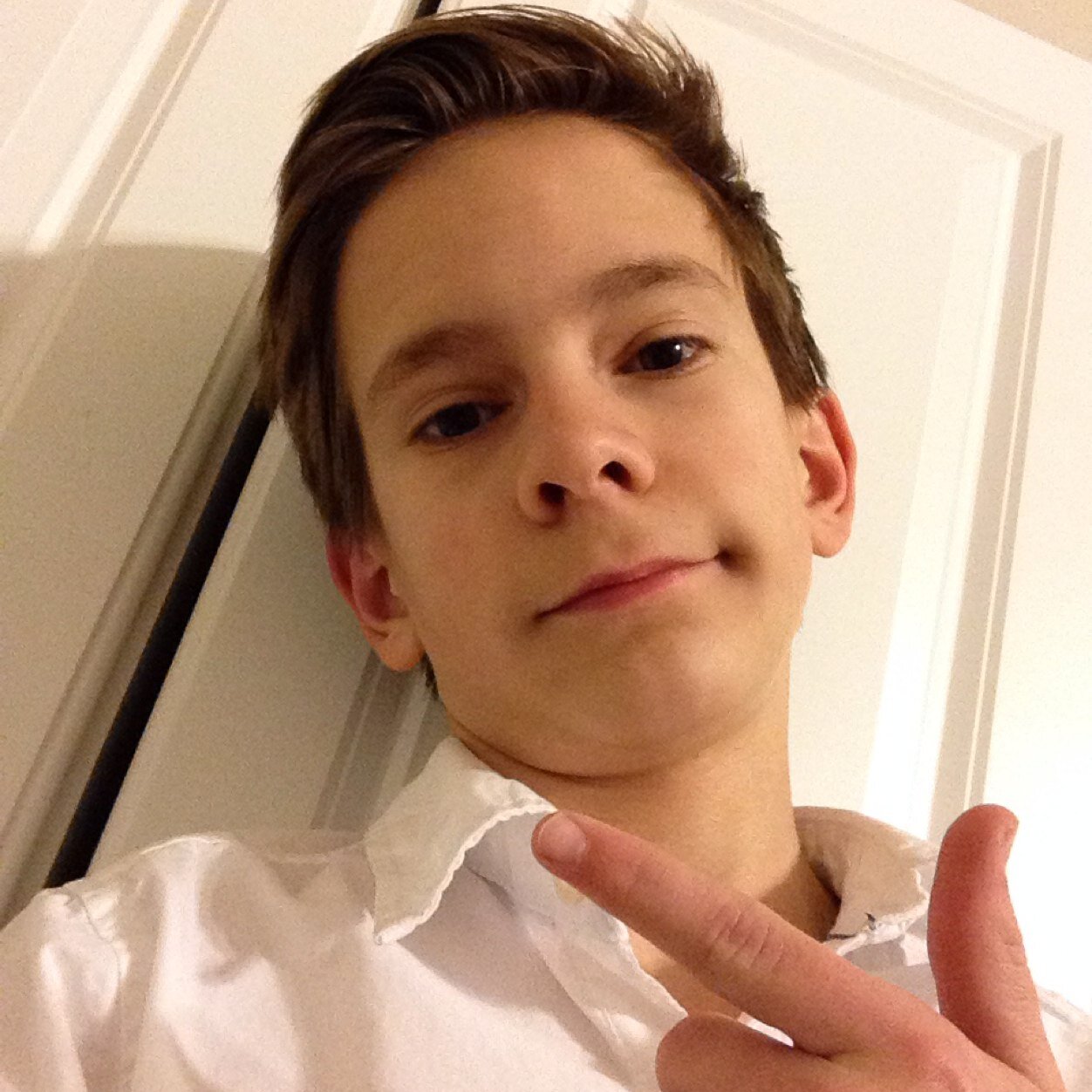 GT: Vantage Nobody   Host of 8's lobbies.   Leader of team Vantage
