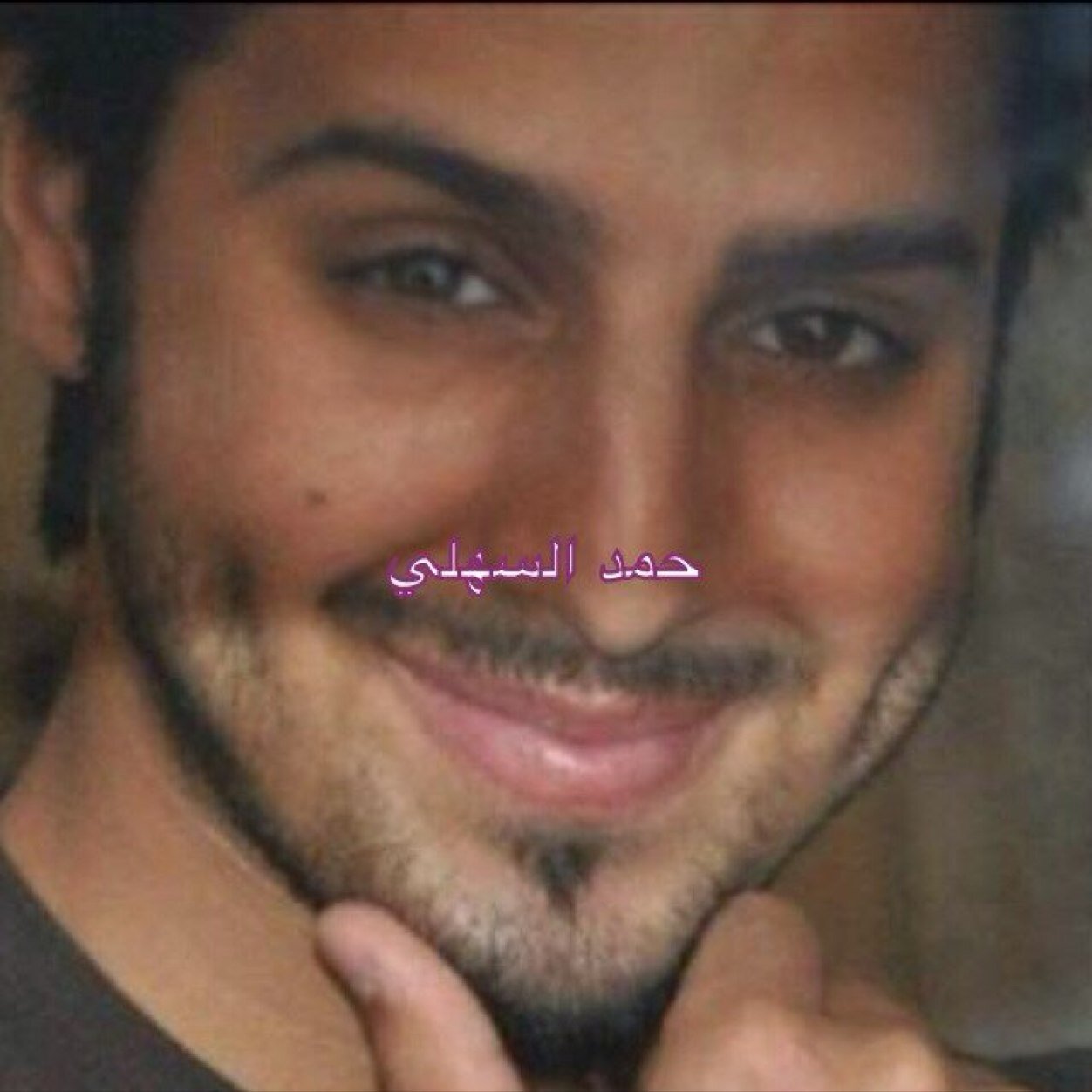 لا يهمك من عشقت أول و ثاني 
خل همك إنك تصير ( الأخير )””

(( أبياتي بالمفضله ))