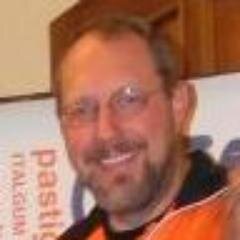 robimaina's profile picture. 