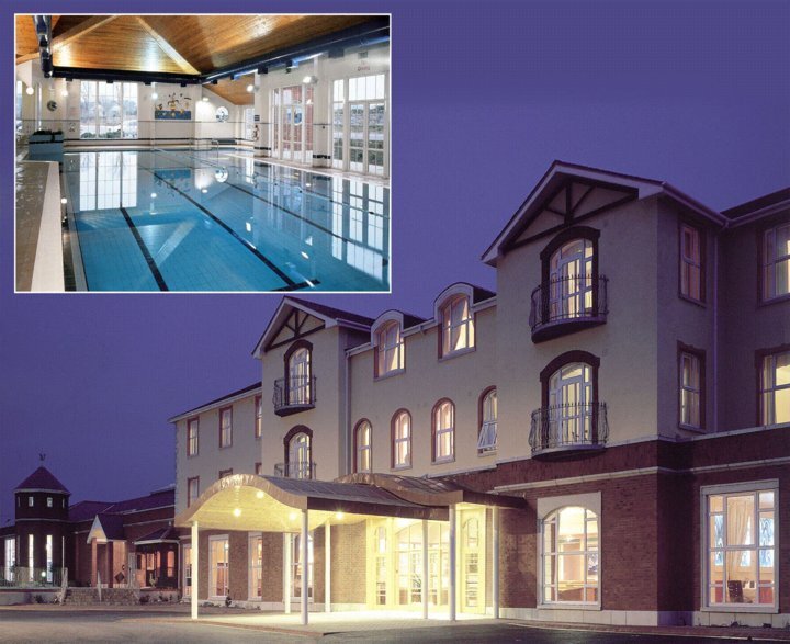We are a locally owened 47 Bedroomed Hotel and Leisure Centre located on the outskirts of #WaterfordCity