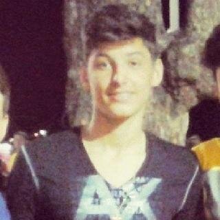 - Onde há fé, há amor. Onde há amor, há paz. Onde há Deus, não falta nada. ♫

http://t.co/qLGfz54gWf
